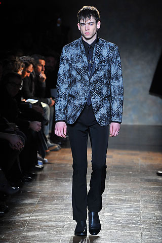 John Varvatos / - 2009-2010